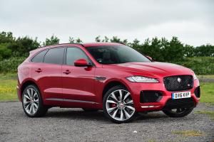 Jaguar F-Pace S 30d AWD 2016 года (UK)
